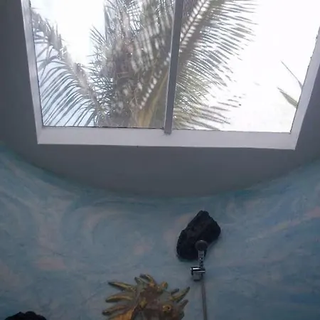 Willa Sleeps 6 Pool Wifi Tahiche
