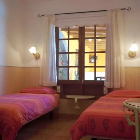 Sleeps 6 Pool Wifi Вилла *